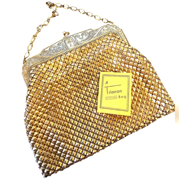 Whiting & Davis Handbags - Whiting & Davis Hand Worked 25k Gold Deposit Gold Mesh Trianon Evening Bag